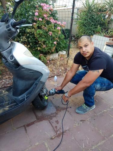 פריצת מנעולים